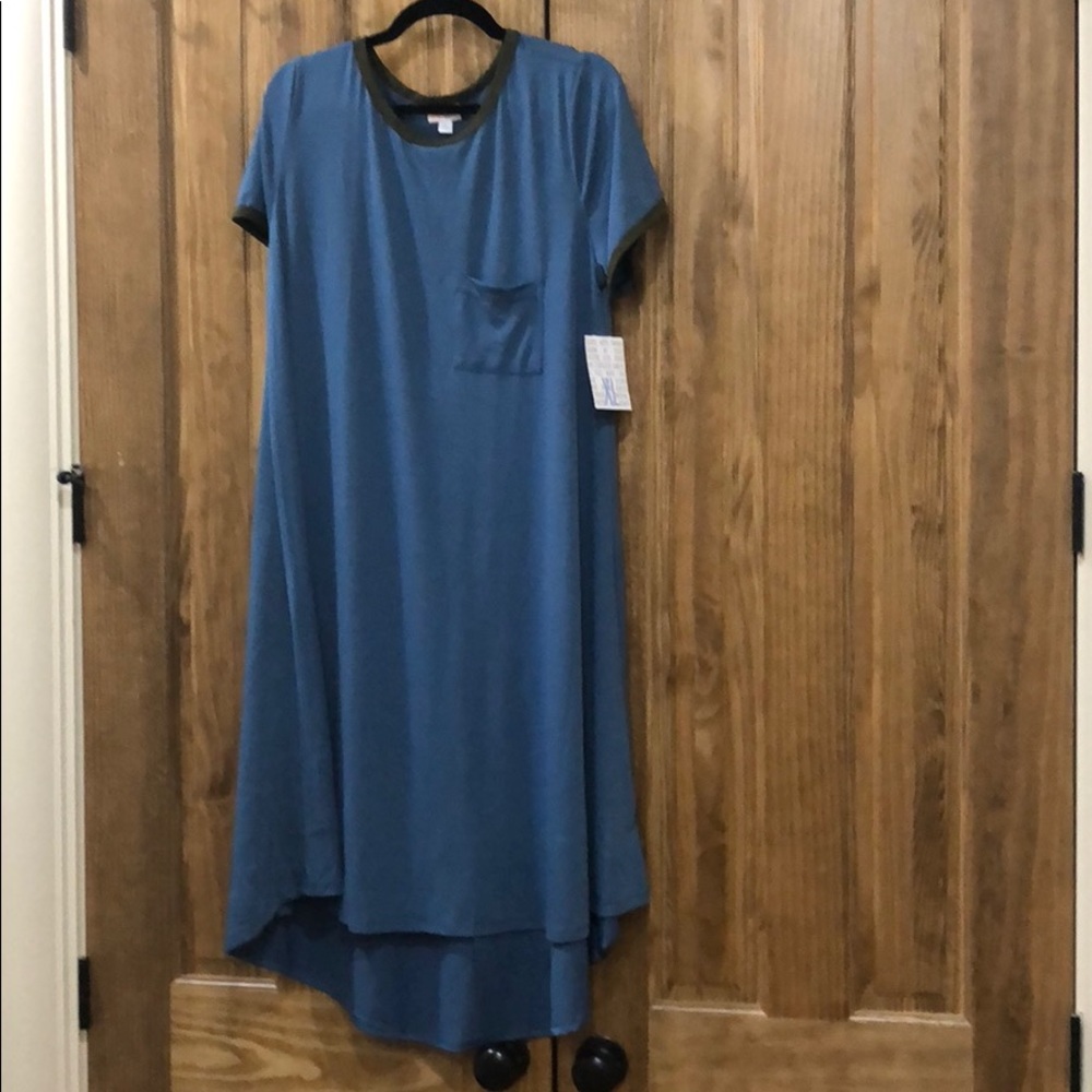 Size XL Carly